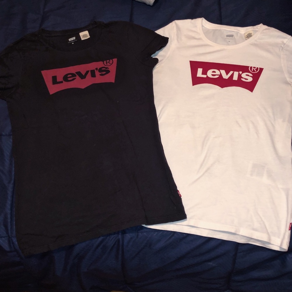 2 Levi’s t-shirt crewneck black and white XS